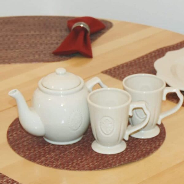 Sweet Pea Linens - Redwood (Brick & Tan) Wipe Clean Charger-Center Round Placemats - Set of Two (SKU#: RS2-1015-F15) - Table Setting